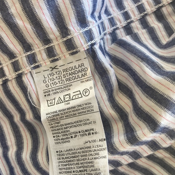 Old navy kids size large L cotton button front shirt. Red blue stripe. - Picture 3 of 8